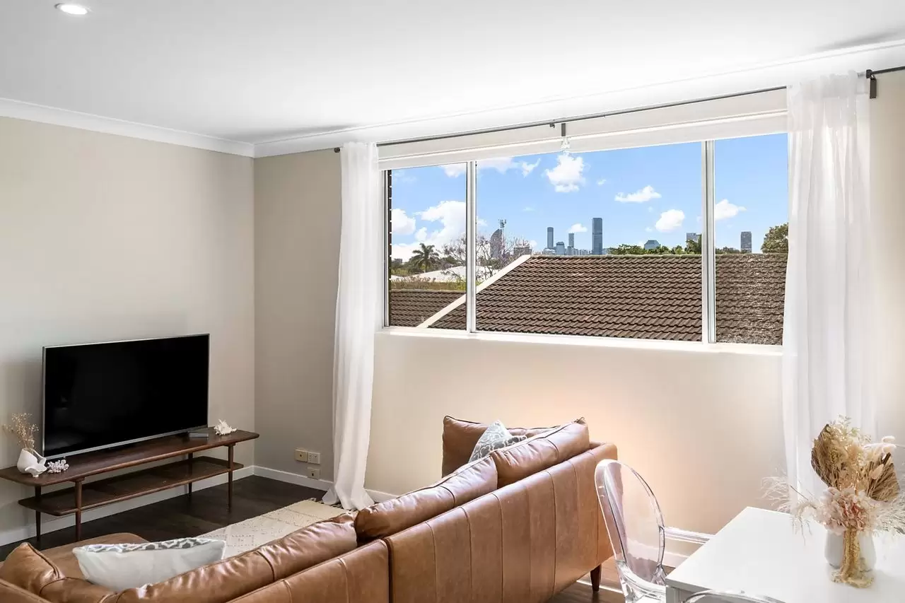 4/90 French Street, Coorparoo Sold by Aurora Property - image 3
