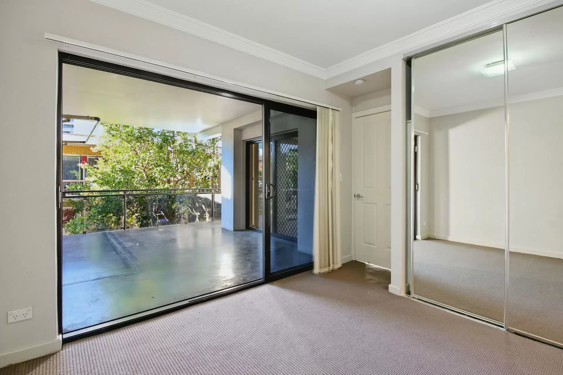 6/204 Wellington Road, East Brisbane Sold by Aurora Property - image 1