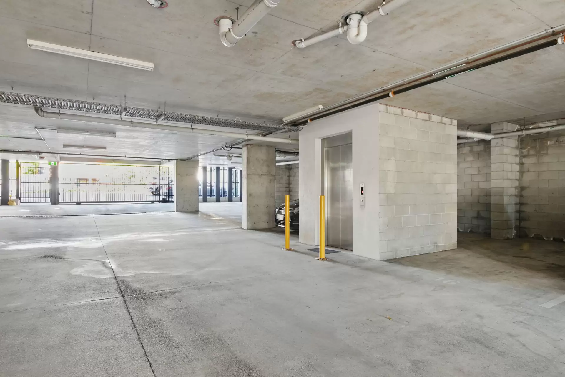 6/204 Wellington Road, East Brisbane Sold by Aurora Property - image 1