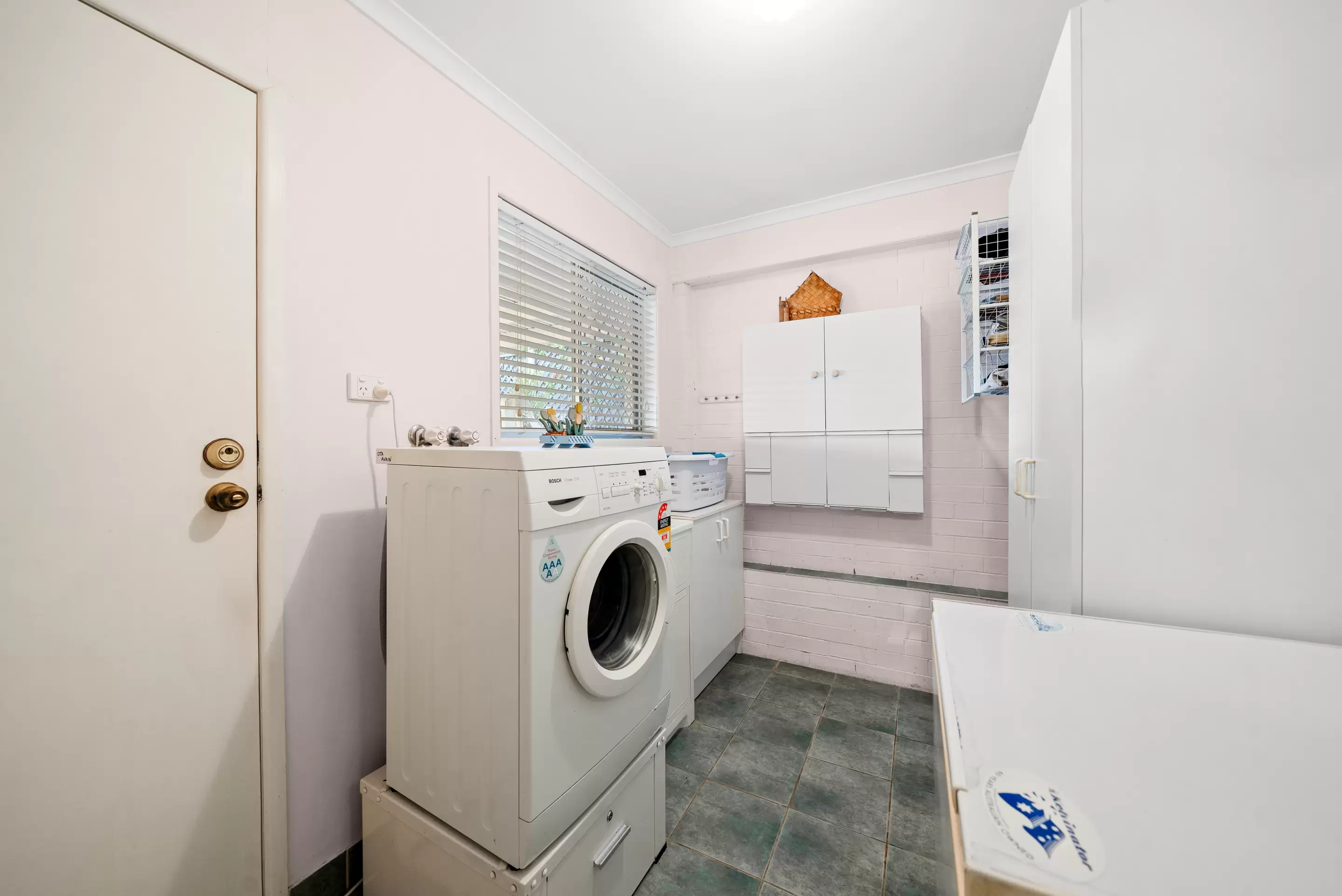 37 Van Dieman Crescent, Springwood Sold by Aurora Property - image 12
