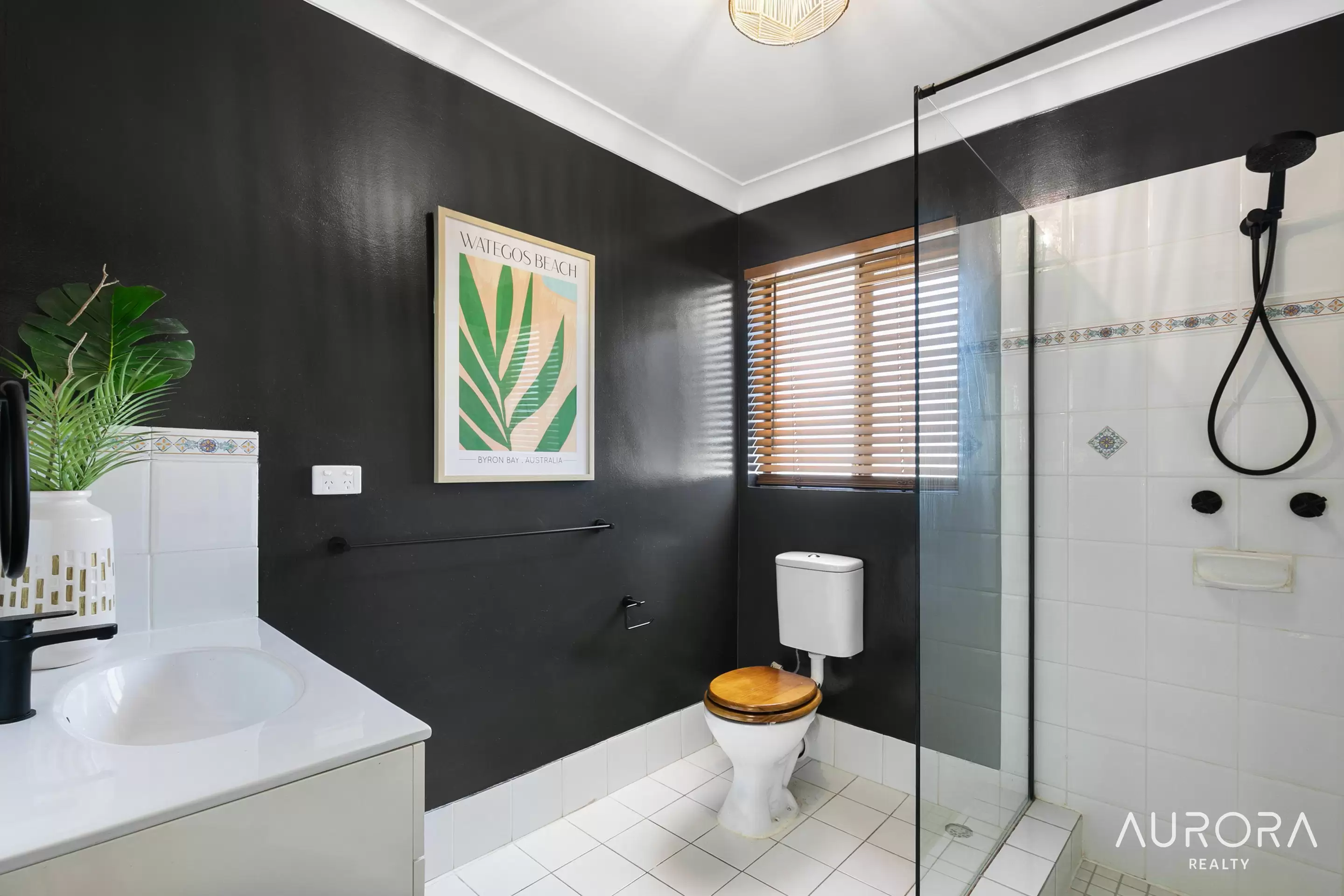 2/42 Wambool Street, Bulimba Leased by Aurora Property - image 6