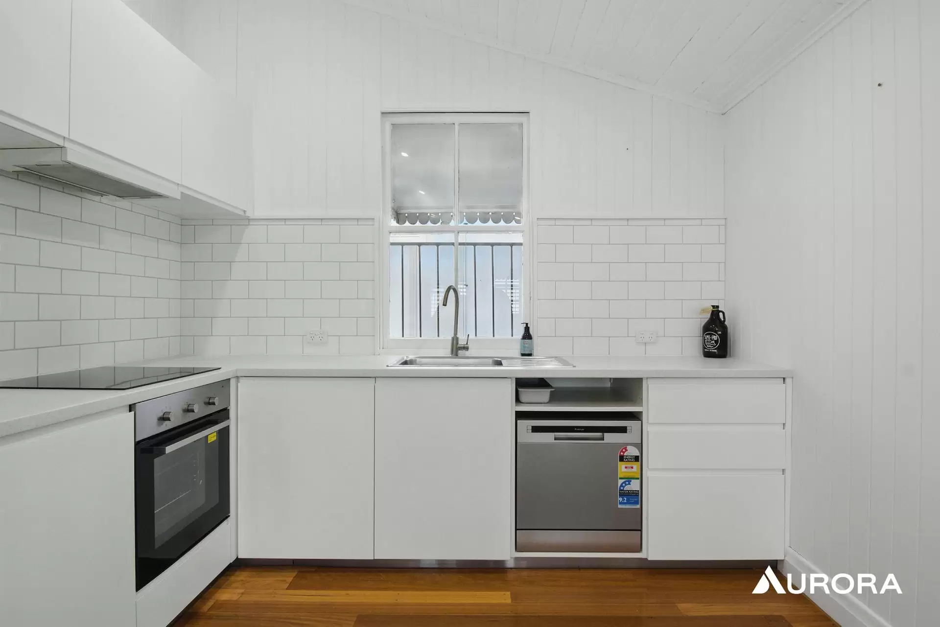 54 Gresham Street, East Brisbane Leased by Aurora Property - image 1