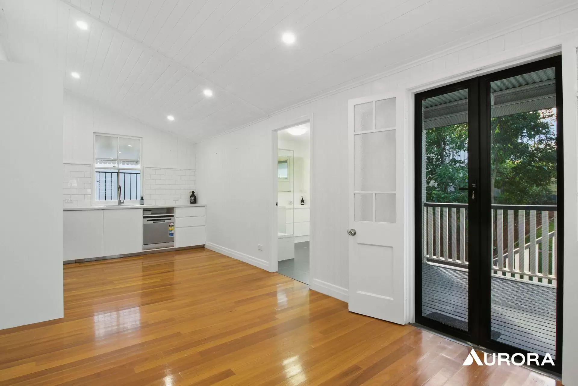 54 Gresham Street, East Brisbane Leased by Aurora Property - image 1